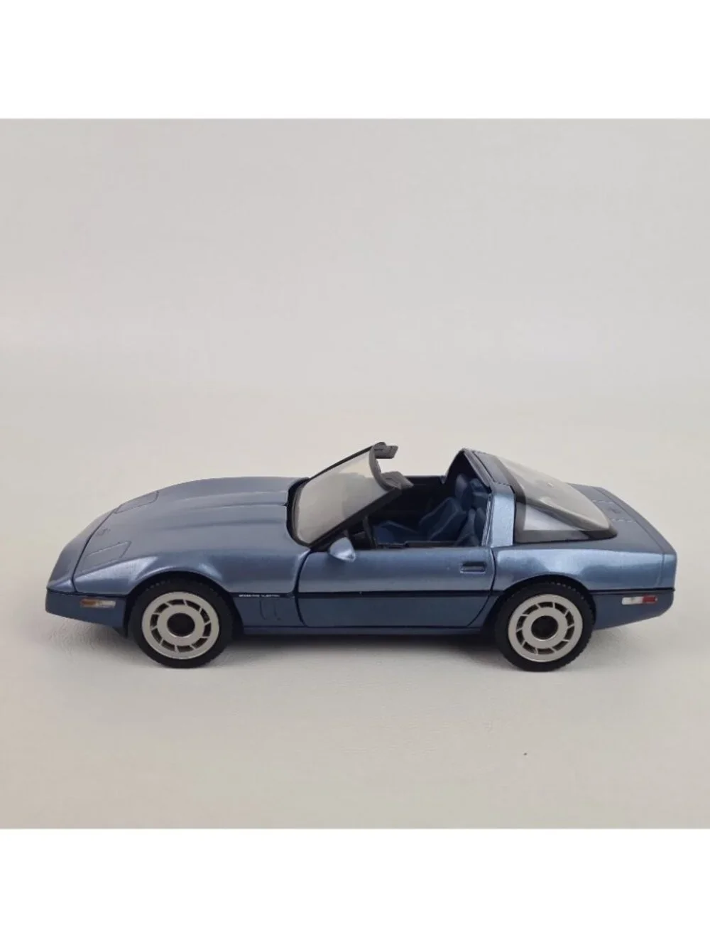 Franklin Mint Precision Models 1984 Corvette Blue 1:24 Die Cast B11VB58